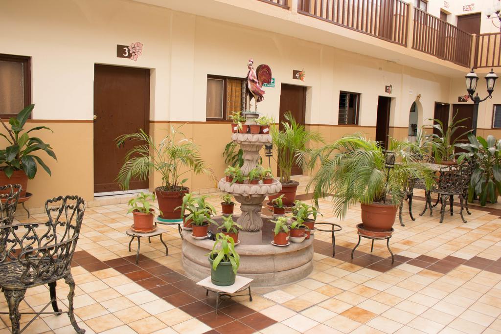 Hotel Cervantino Tapachula Exterior photo